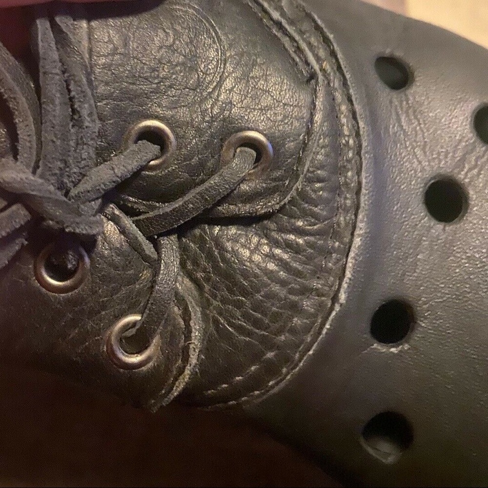 Crocs - Picture 6 of 9